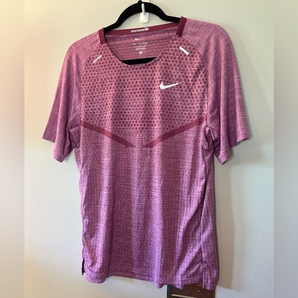 Nike Other - Purple small men’s Nike athletic shirt NWT